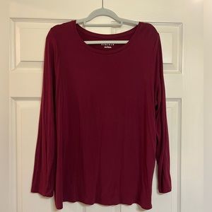 Stretchy long sleeve maroon top